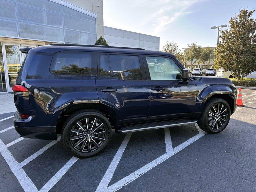 used 2025 Lexus GX 550 car, priced at $89,785