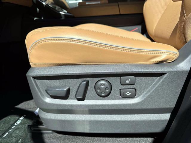 new 2025 INFINITI QX80 car, priced at $98,464