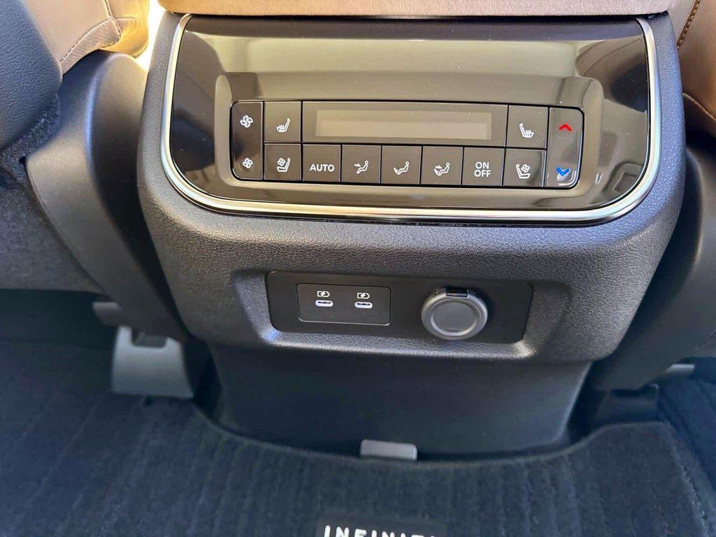 new 2025 INFINITI QX80 car, priced at $102,640