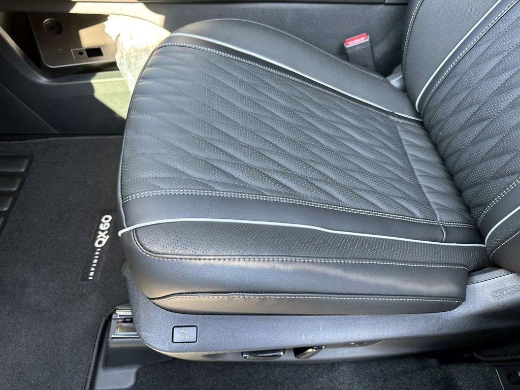 new 2026 INFINITI QX60 car, priced at $69,825