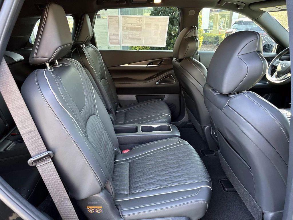 new 2026 INFINITI QX60 car, priced at $69,825