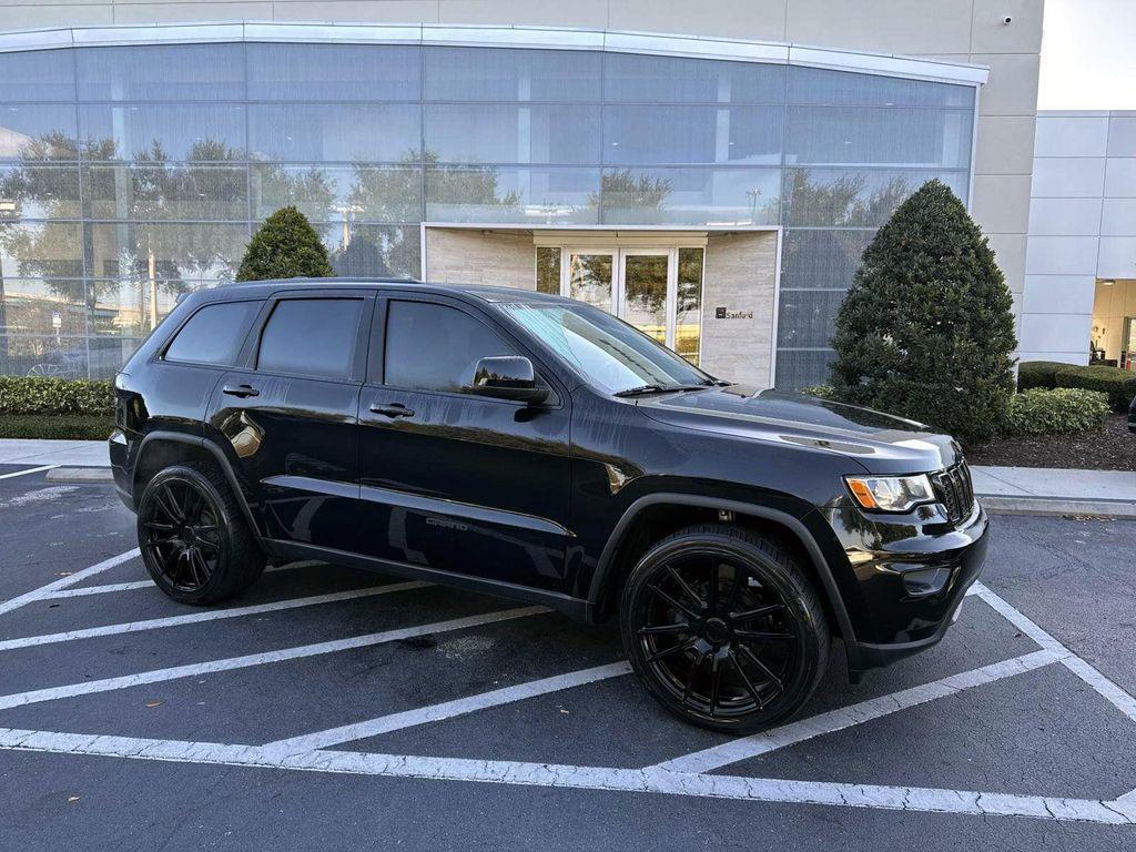 used 2017 Jeep Grand Cherokee car, priced at $13,300