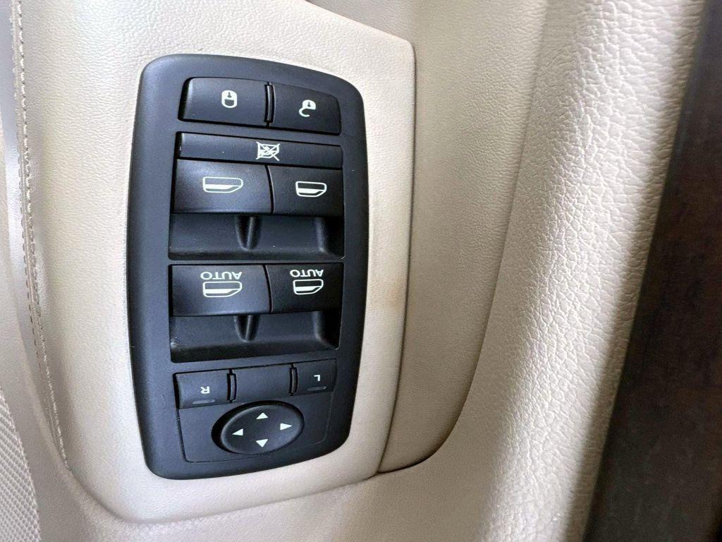 used 2017 Jeep Grand Cherokee car, priced at $13,300