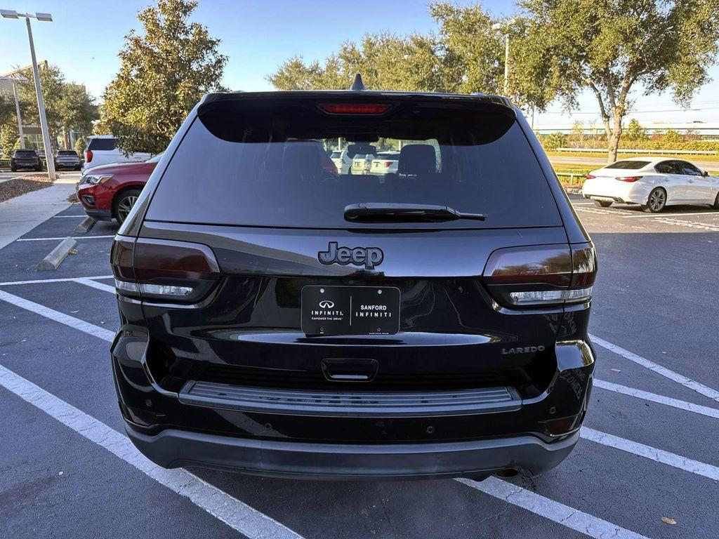 used 2017 Jeep Grand Cherokee car, priced at $13,300