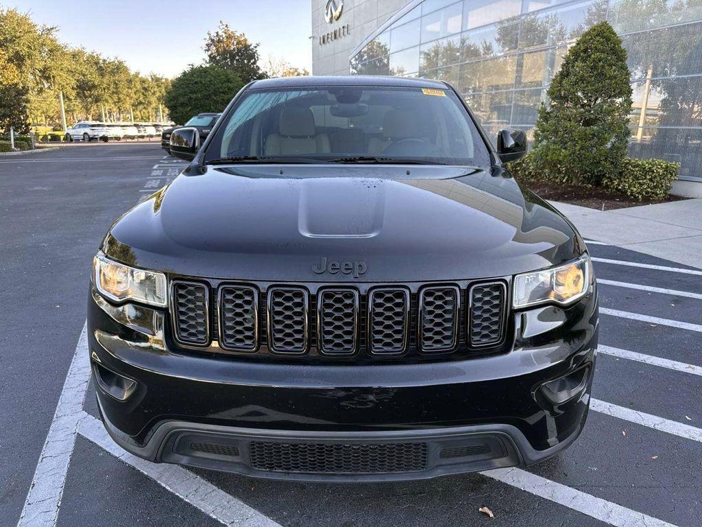 used 2017 Jeep Grand Cherokee car, priced at $13,300