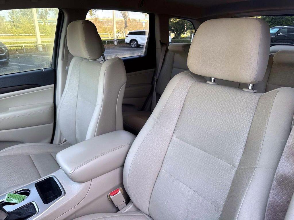 used 2017 Jeep Grand Cherokee car, priced at $13,300