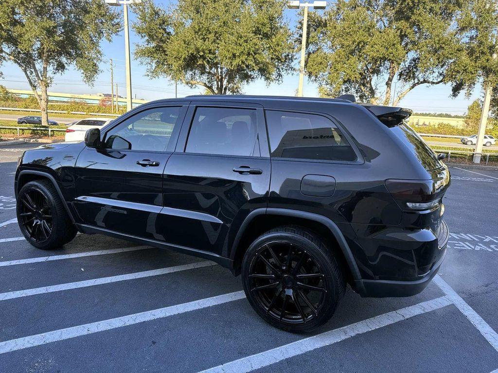 used 2017 Jeep Grand Cherokee car, priced at $13,300