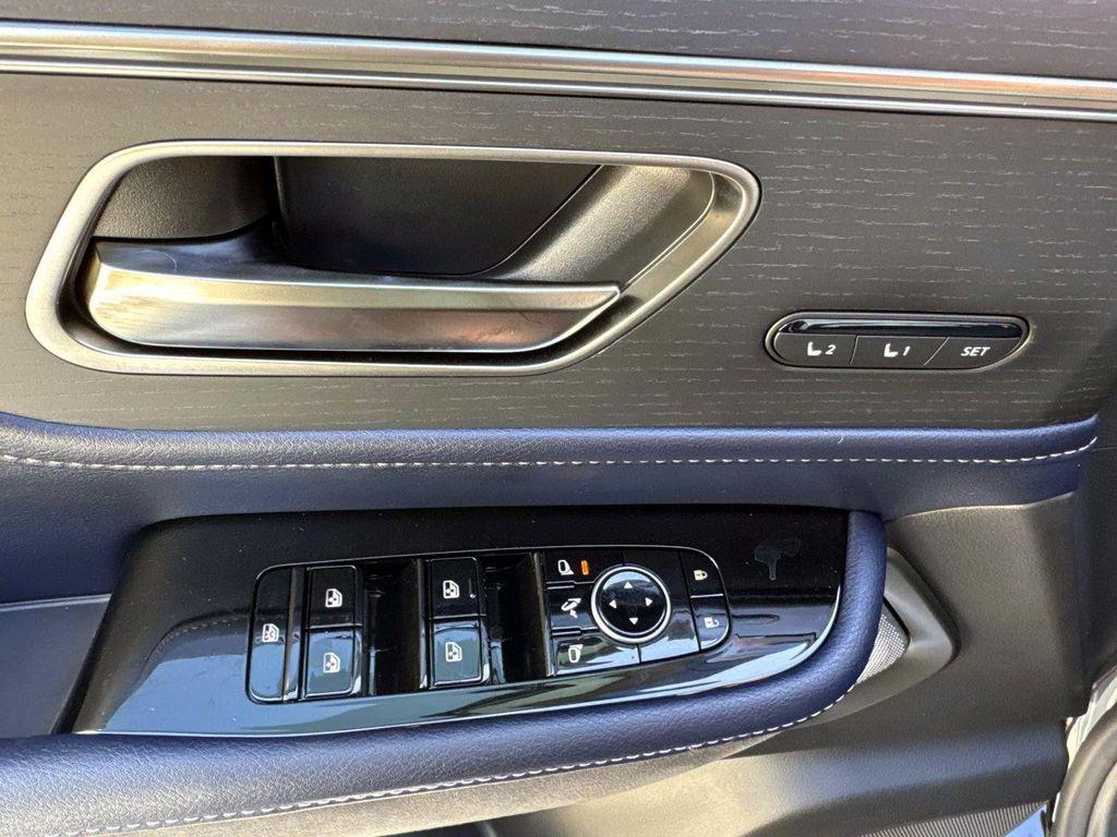 new 2026 INFINITI QX80 car, priced at $102,656