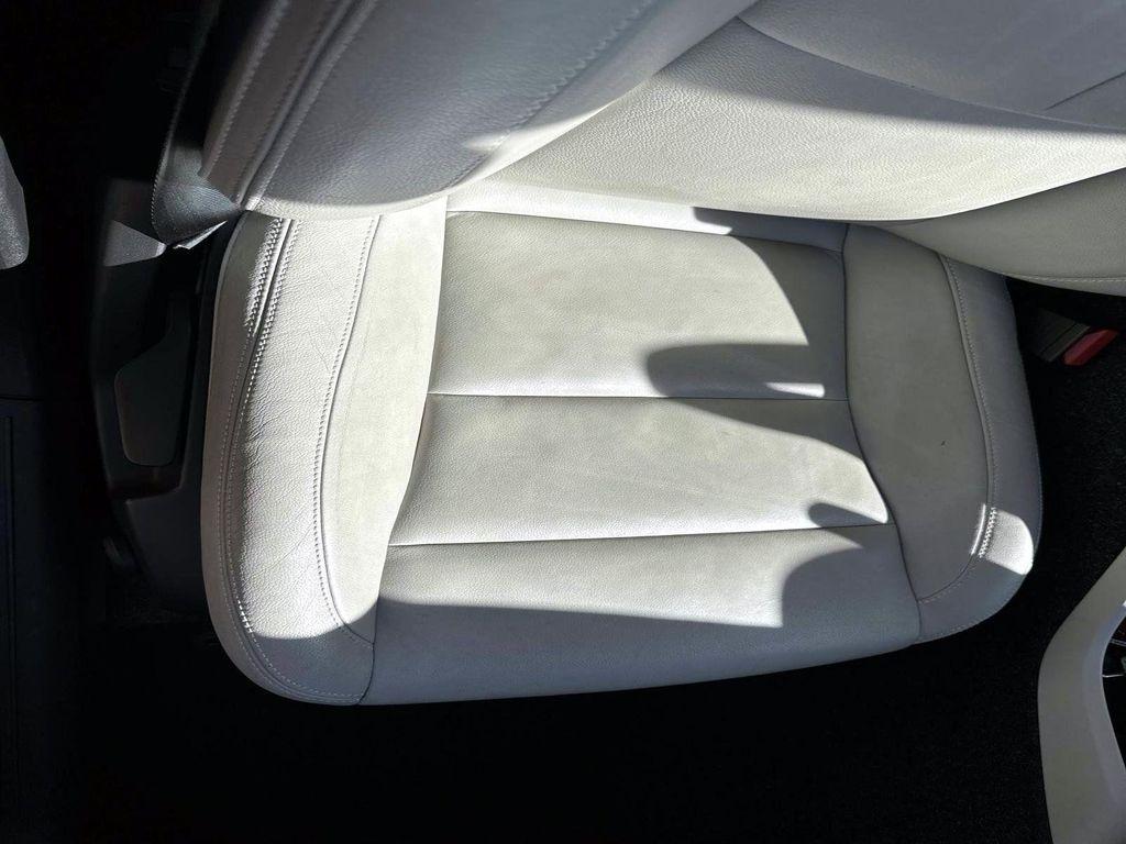 used 2020 Volvo XC40 car, priced at $15,400