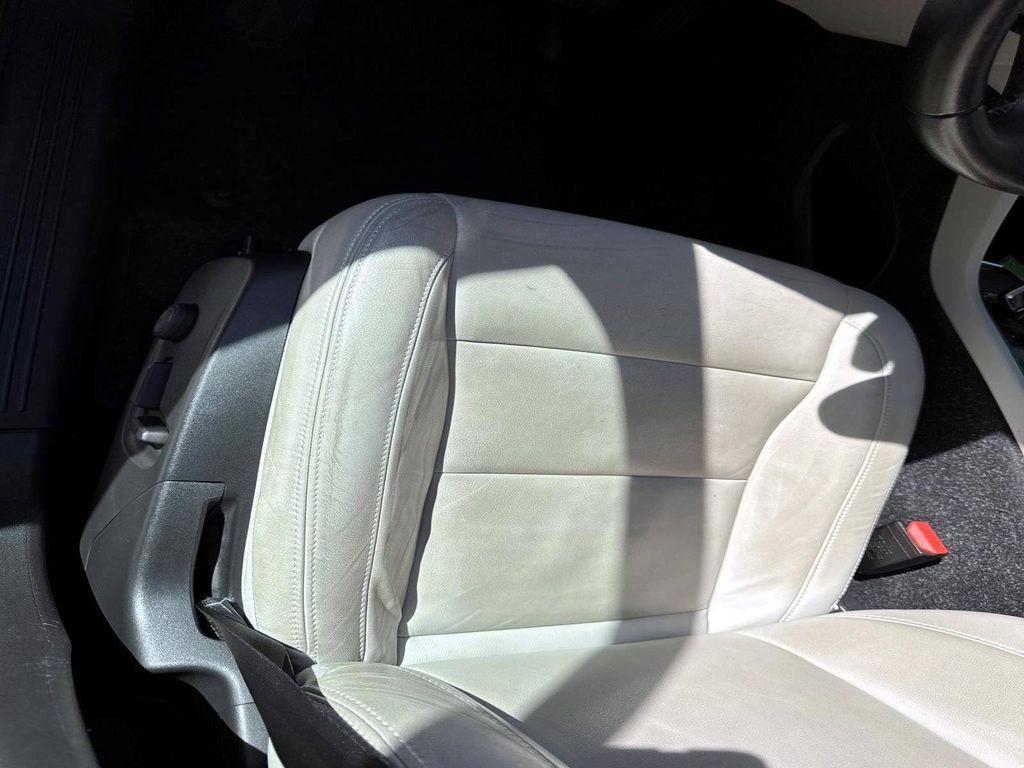 used 2020 Volvo XC40 car, priced at $15,400