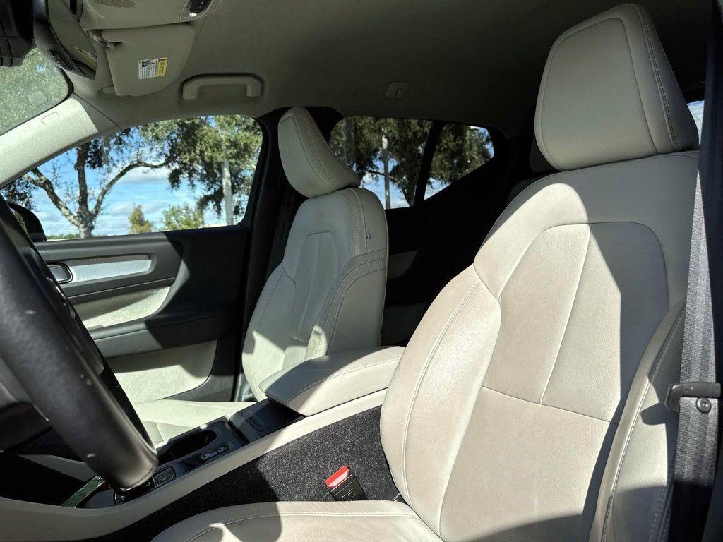 used 2020 Volvo XC40 car, priced at $15,400