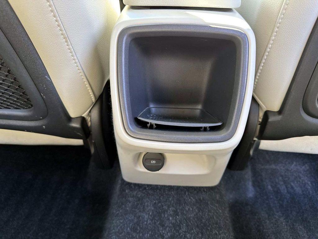 used 2020 Volvo XC40 car, priced at $15,400