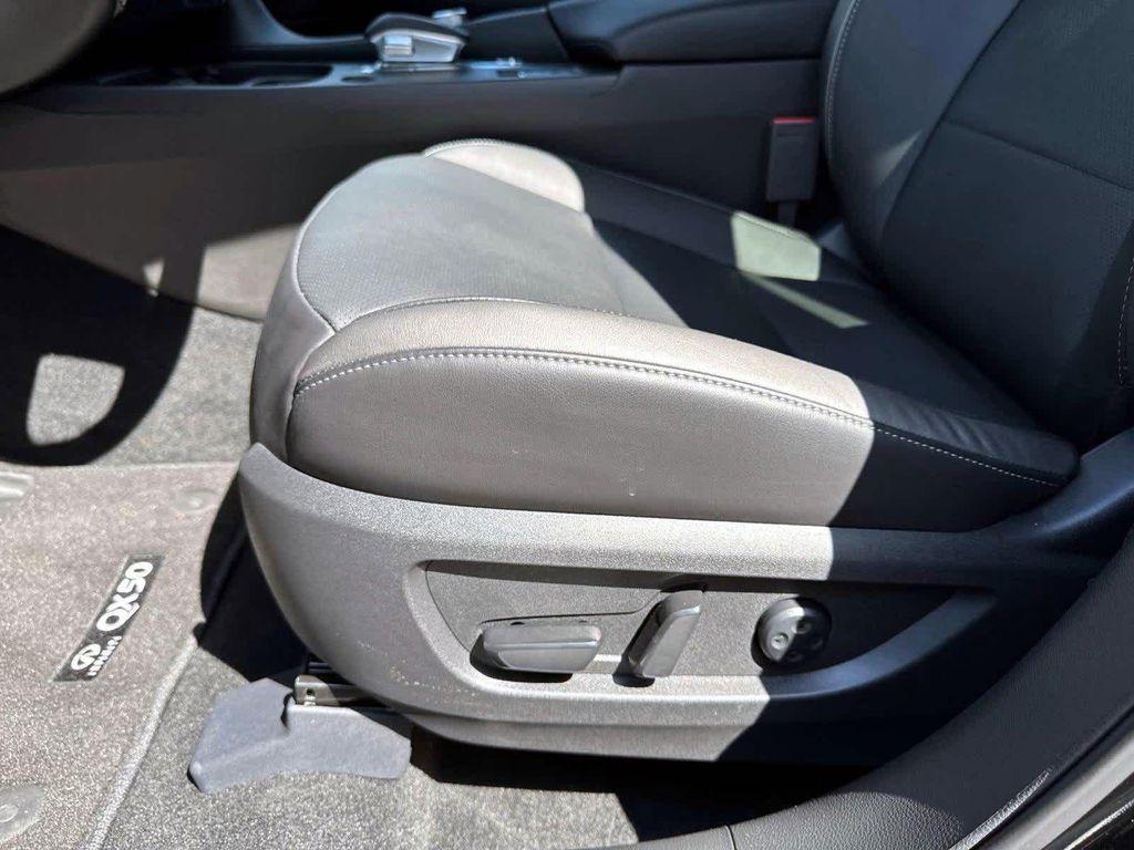 new 2025 INFINITI QX50 car, priced at $44,662