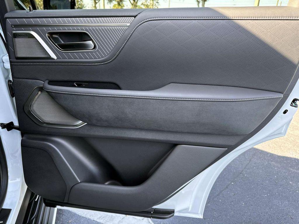 new 2026 INFINITI QX80 car, priced at $117,160