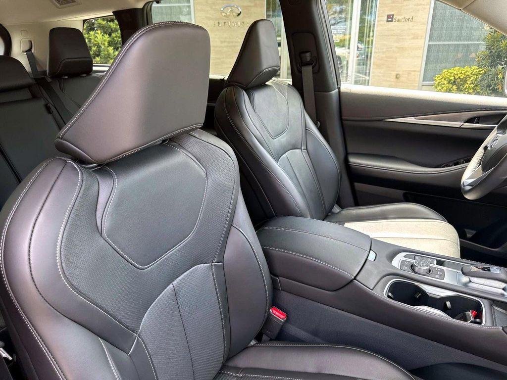 used 2025 INFINITI QX60 car, priced at $43,400