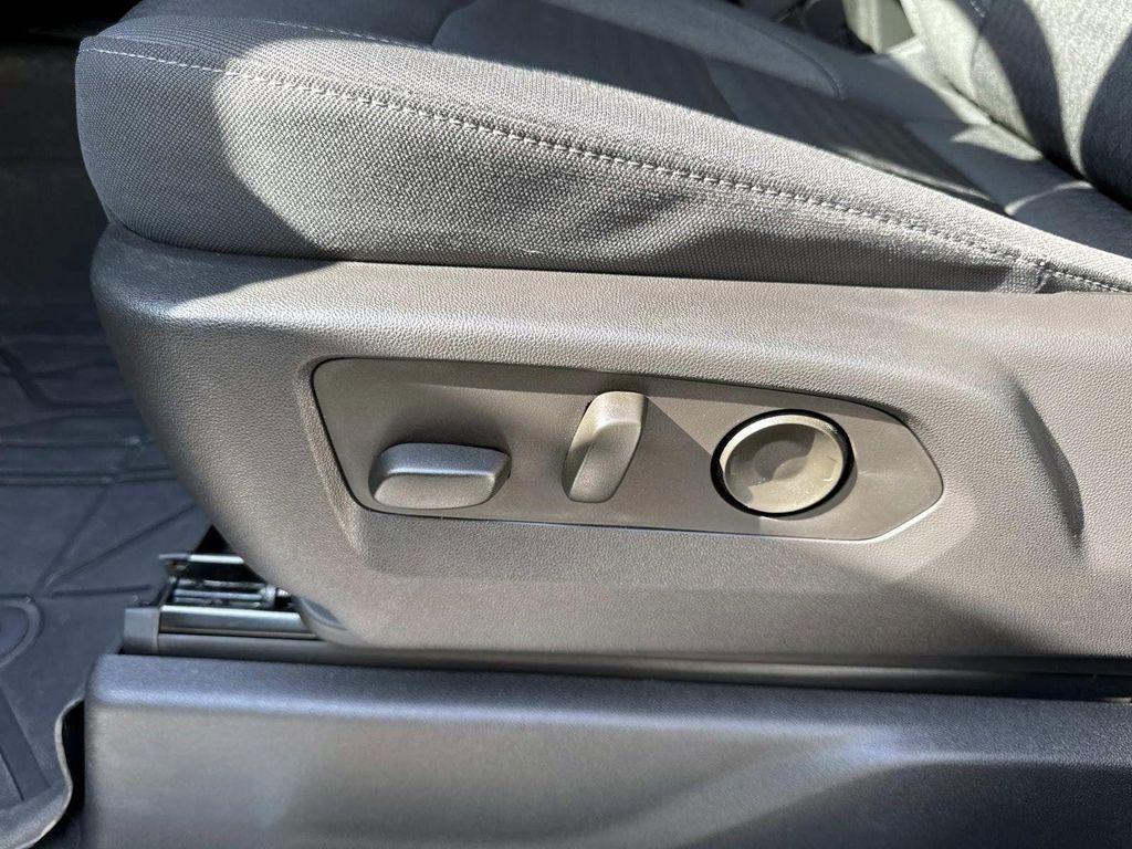 used 2023 Chevrolet Silverado 1500 car, priced at $27,135