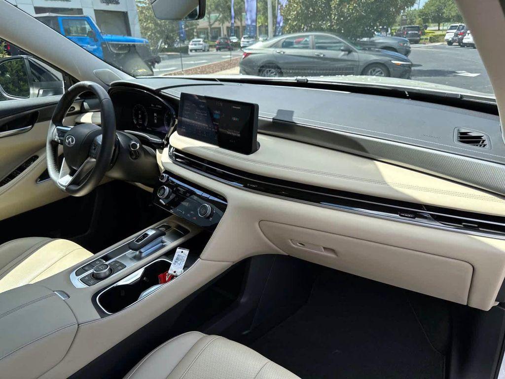 used 2025 INFINITI QX60 car, priced at $44,800