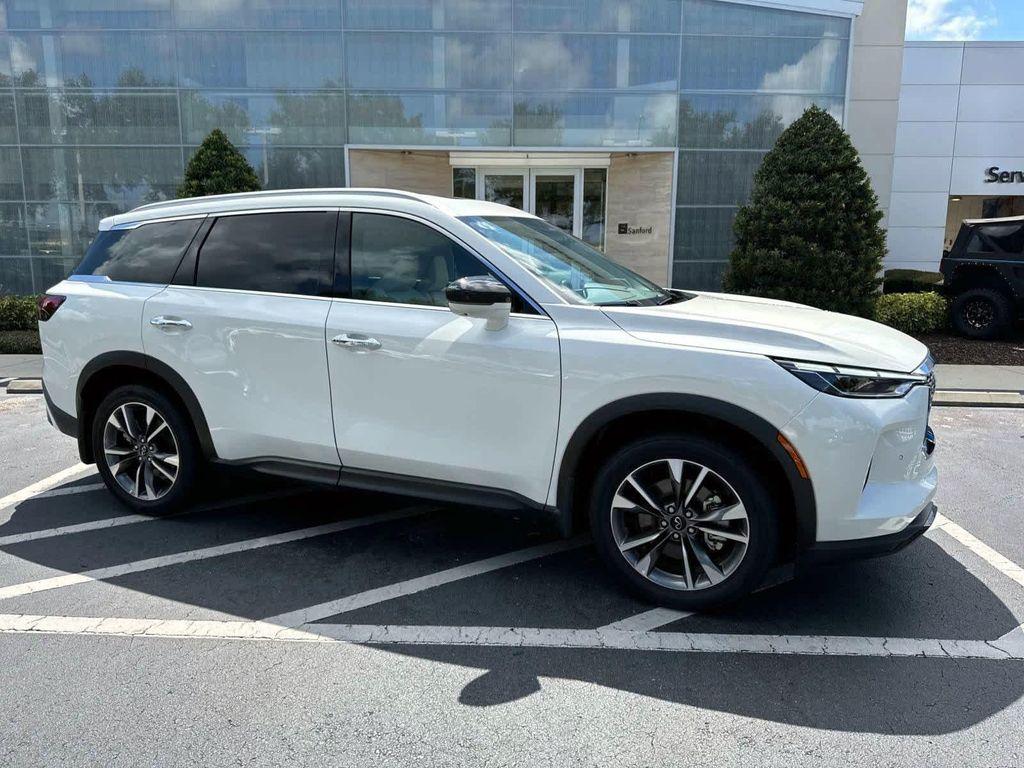 used 2025 INFINITI QX60 car, priced at $44,800