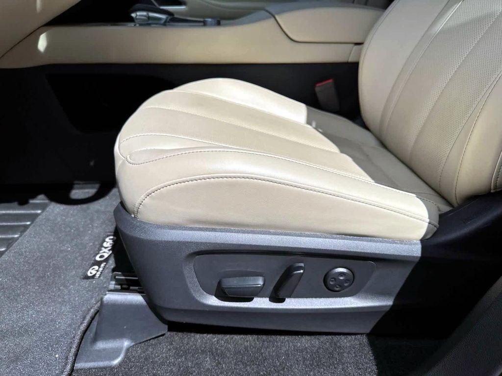 used 2025 INFINITI QX60 car, priced at $44,800