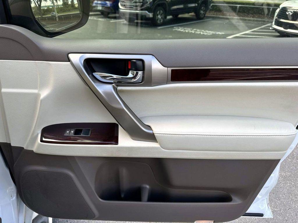 used 2016 Lexus GX 460 car, priced at $21,886