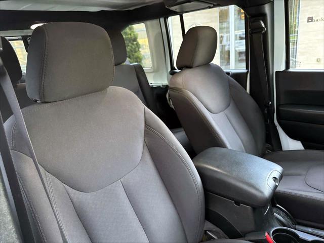 used 2015 Jeep Wrangler Unlimited car, priced at $18,888