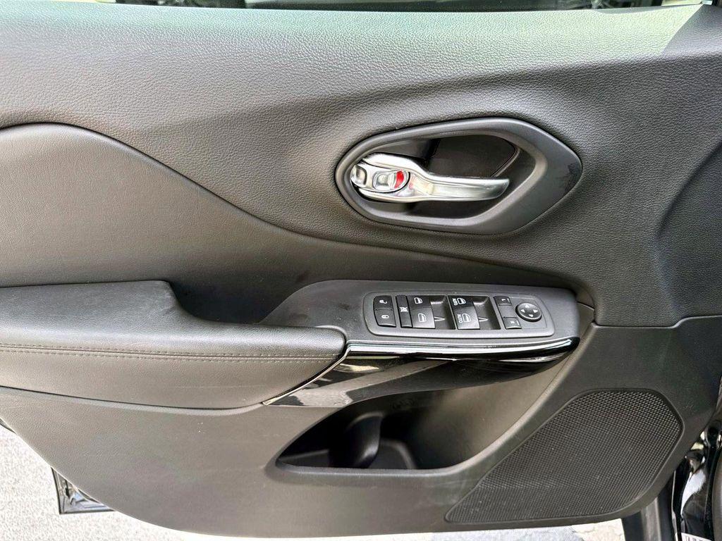 used 2019 Jeep Cherokee car, priced at $16,455