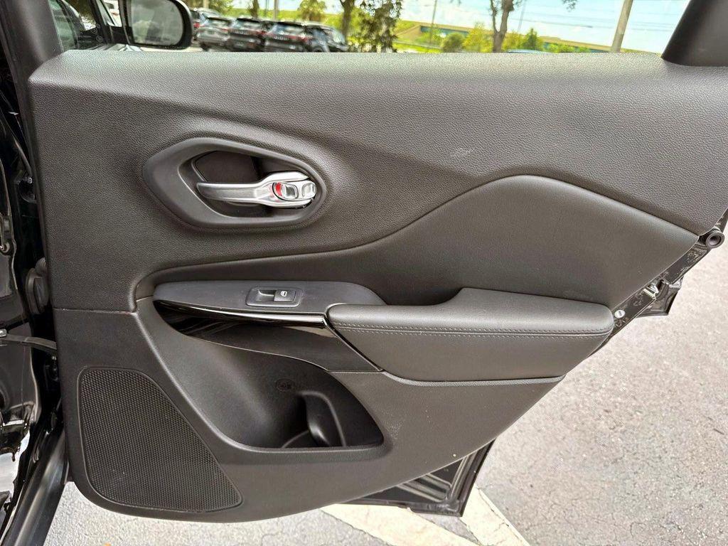 used 2019 Jeep Cherokee car, priced at $16,455