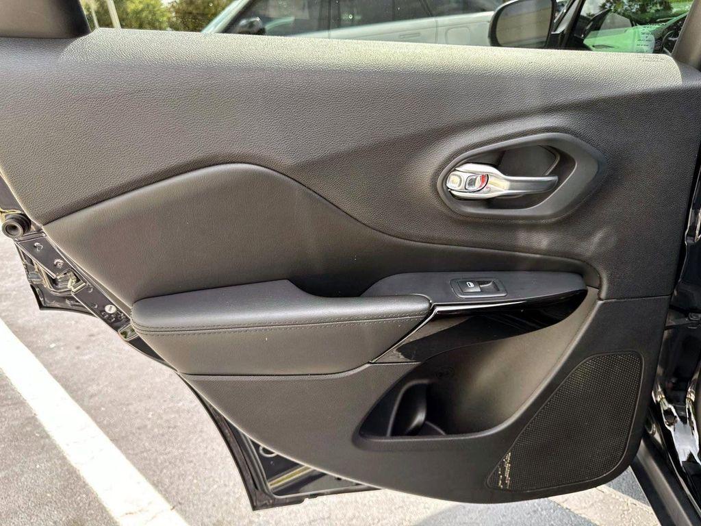 used 2019 Jeep Cherokee car, priced at $16,455