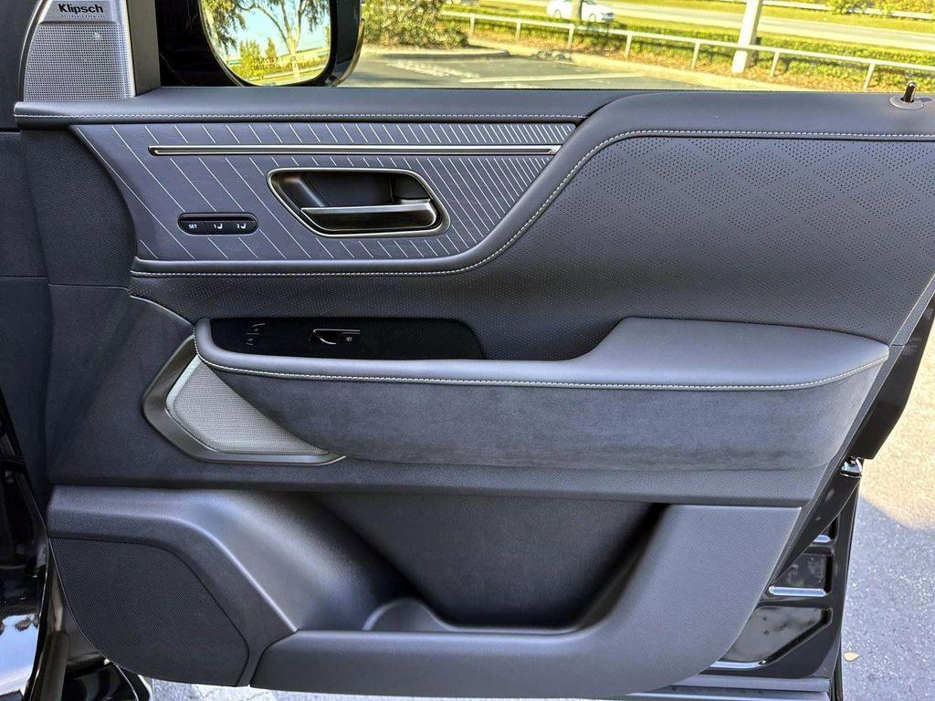 new 2026 INFINITI QX80 car, priced at $116,715