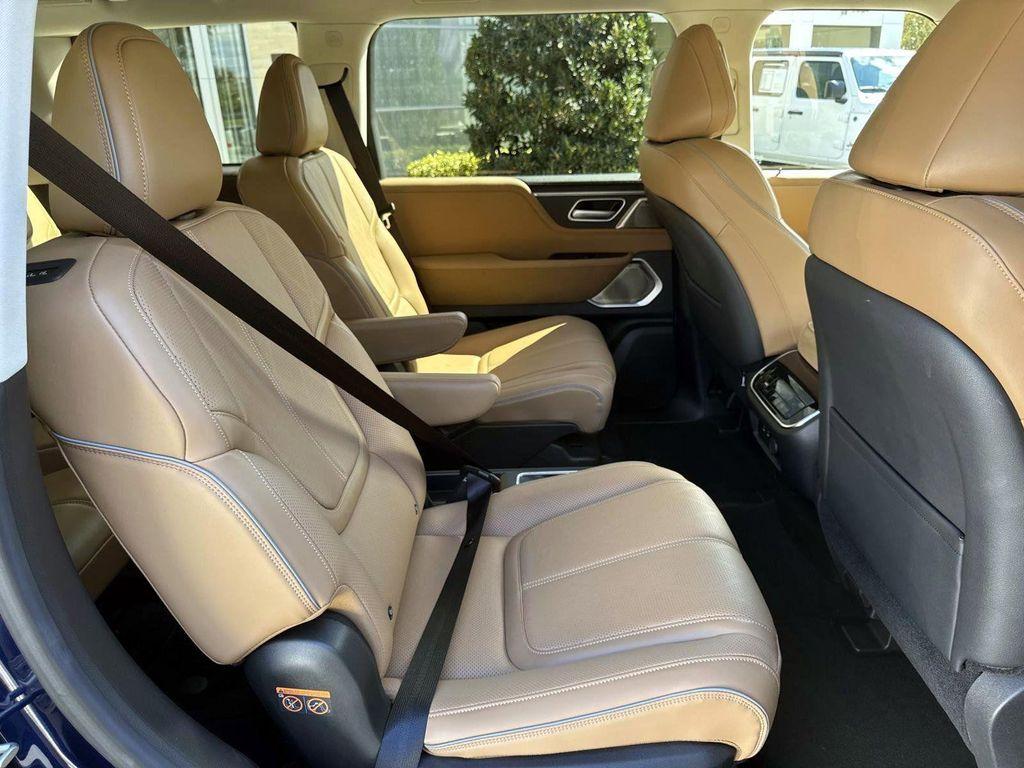 used 2025 INFINITI QX80 car, priced at $78,500