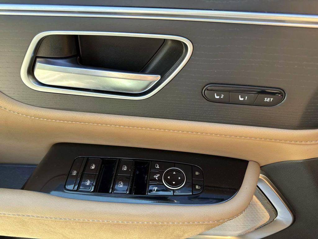 used 2025 INFINITI QX80 car, priced at $78,500