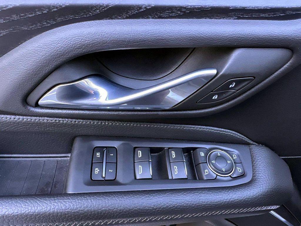 used 2023 GMC Yukon car, priced at $61,600