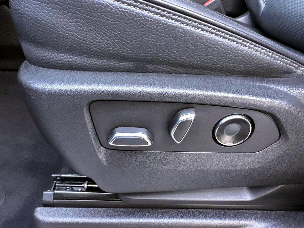 used 2023 GMC Yukon car, priced at $61,600