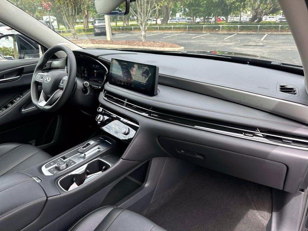 used 2025 INFINITI QX60 car, priced at $44,800