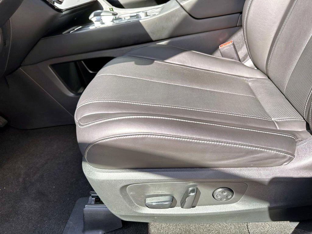 used 2025 INFINITI QX60 car, priced at $38,400