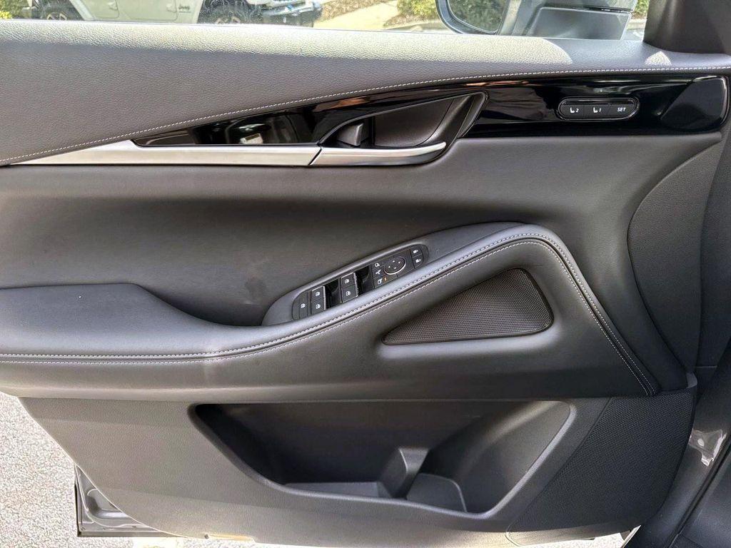 used 2025 INFINITI QX60 car, priced at $38,400