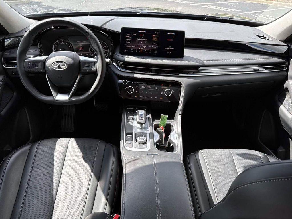 used 2025 INFINITI QX60 car, priced at $38,400