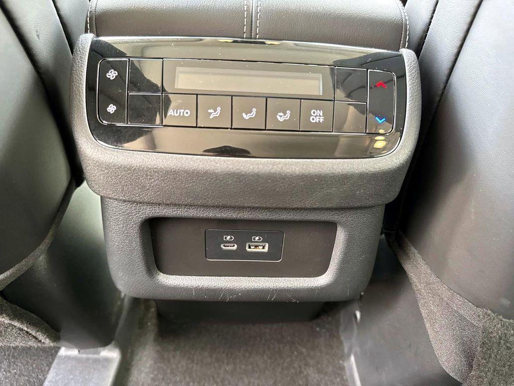 used 2025 INFINITI QX60 car, priced at $38,400