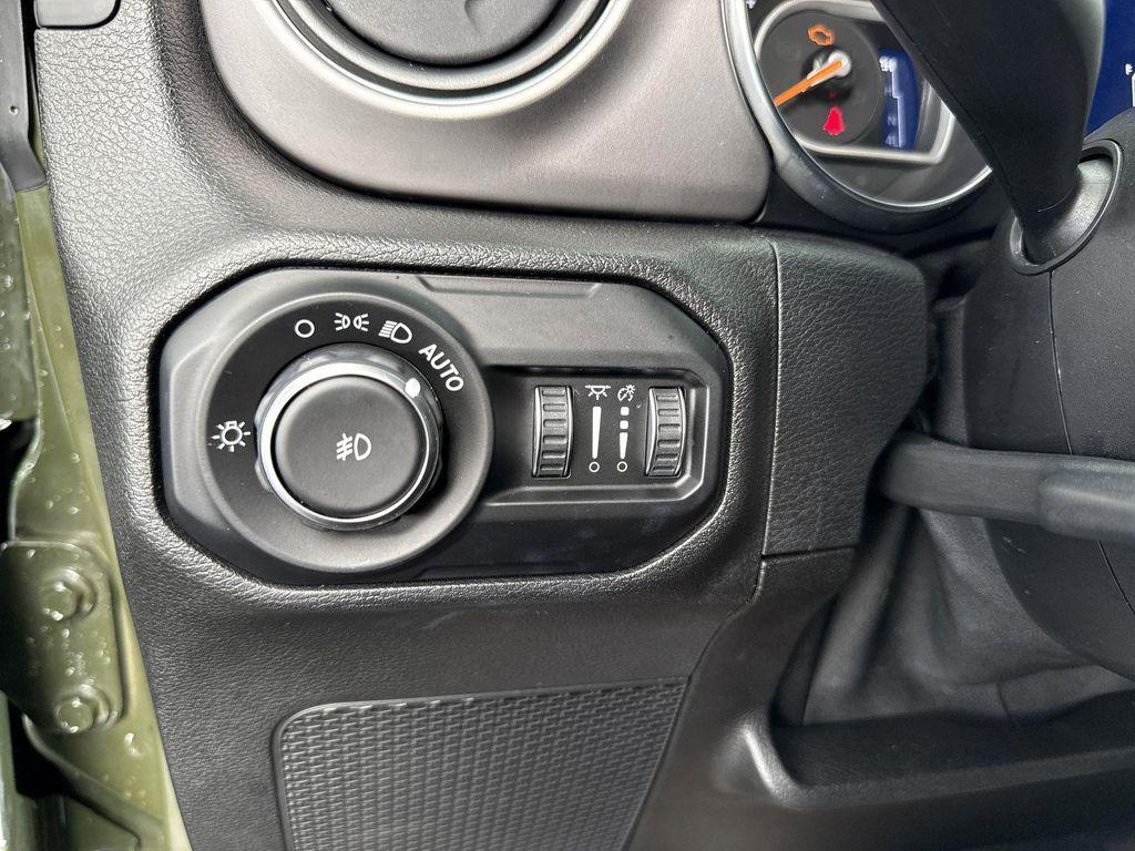 used 2021 Jeep Wrangler Unlimited car, priced at $28,600