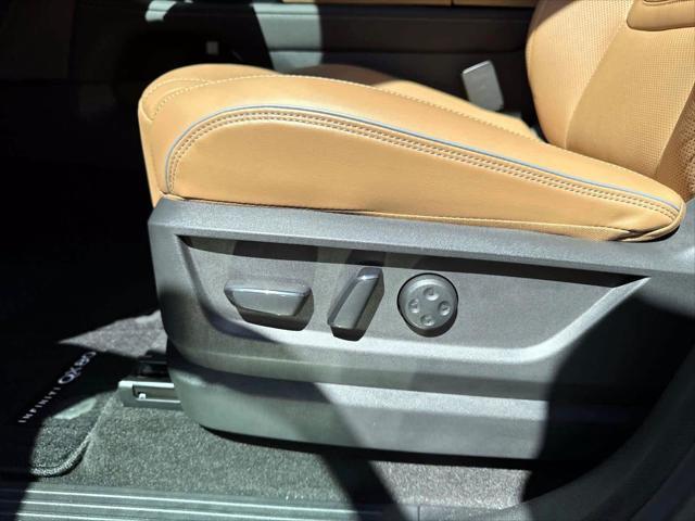 new 2025 INFINITI QX80 car, priced at $91,999