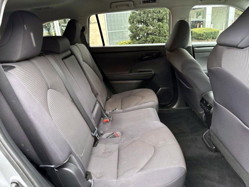 used 2021 Toyota Highlander car, priced at $25,900