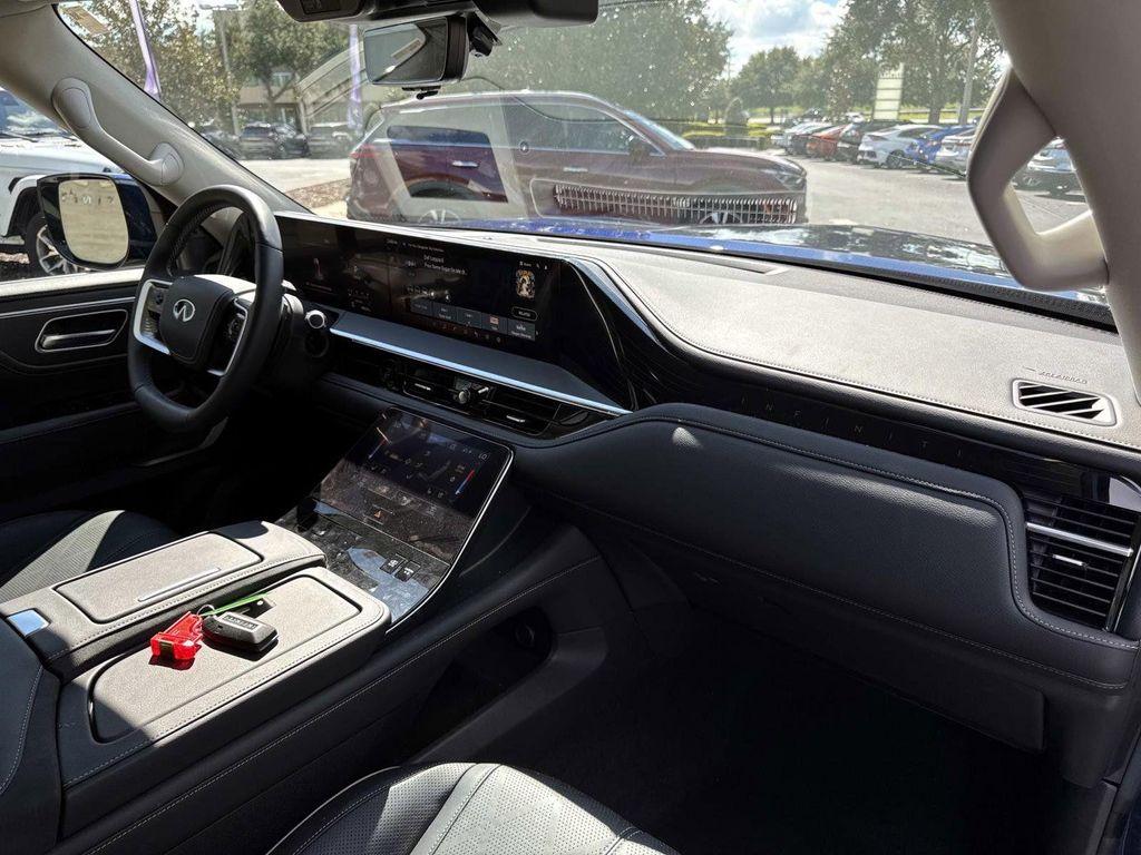 used 2025 INFINITI QX80 car, priced at $78,500