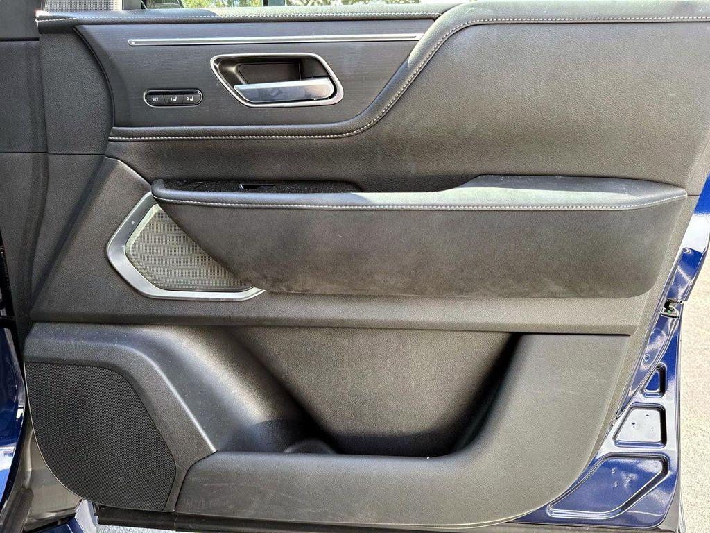 used 2025 INFINITI QX80 car, priced at $78,500