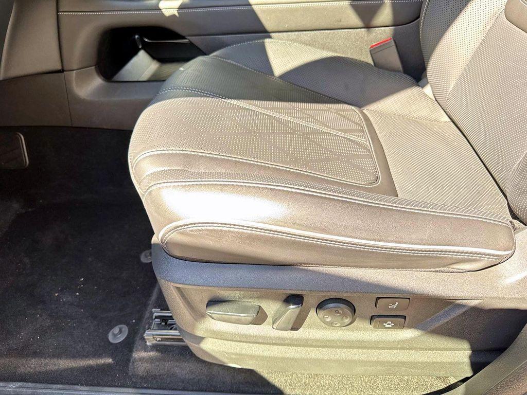 used 2025 INFINITI QX80 car, priced at $78,500