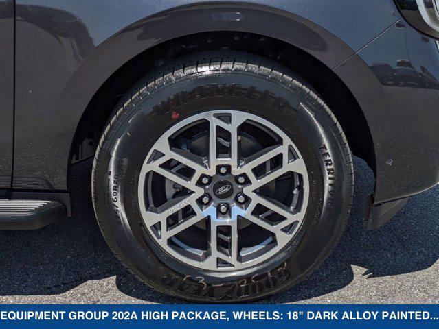 new 2025 Ford Expedition car, priced at $67,865