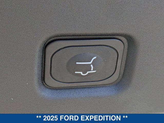 new 2025 Ford Expedition car, priced at $67,865