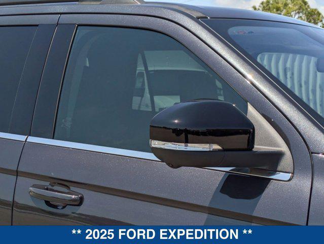 new 2025 Ford Expedition car, priced at $67,865