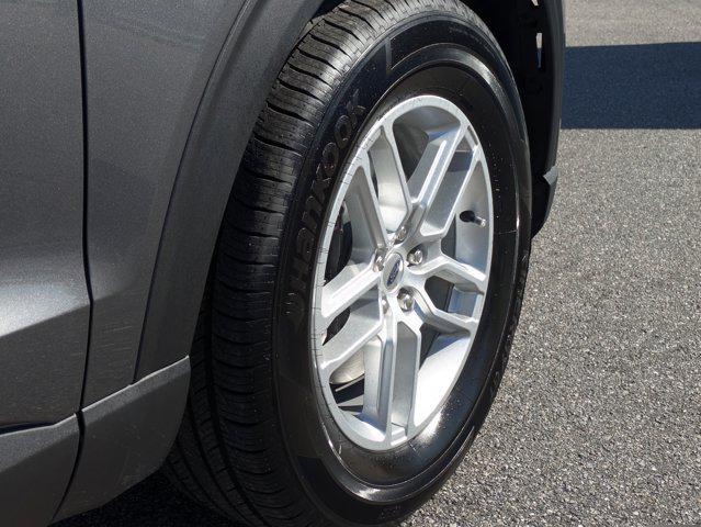new 2025 Ford Explorer car, priced at $41,748