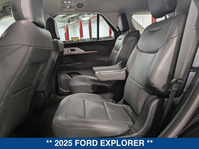 new 2025 Ford Explorer car, priced at $41,760