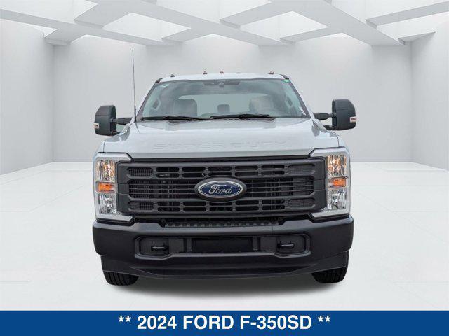 new 2024 Ford F-350 car, priced at $54,600